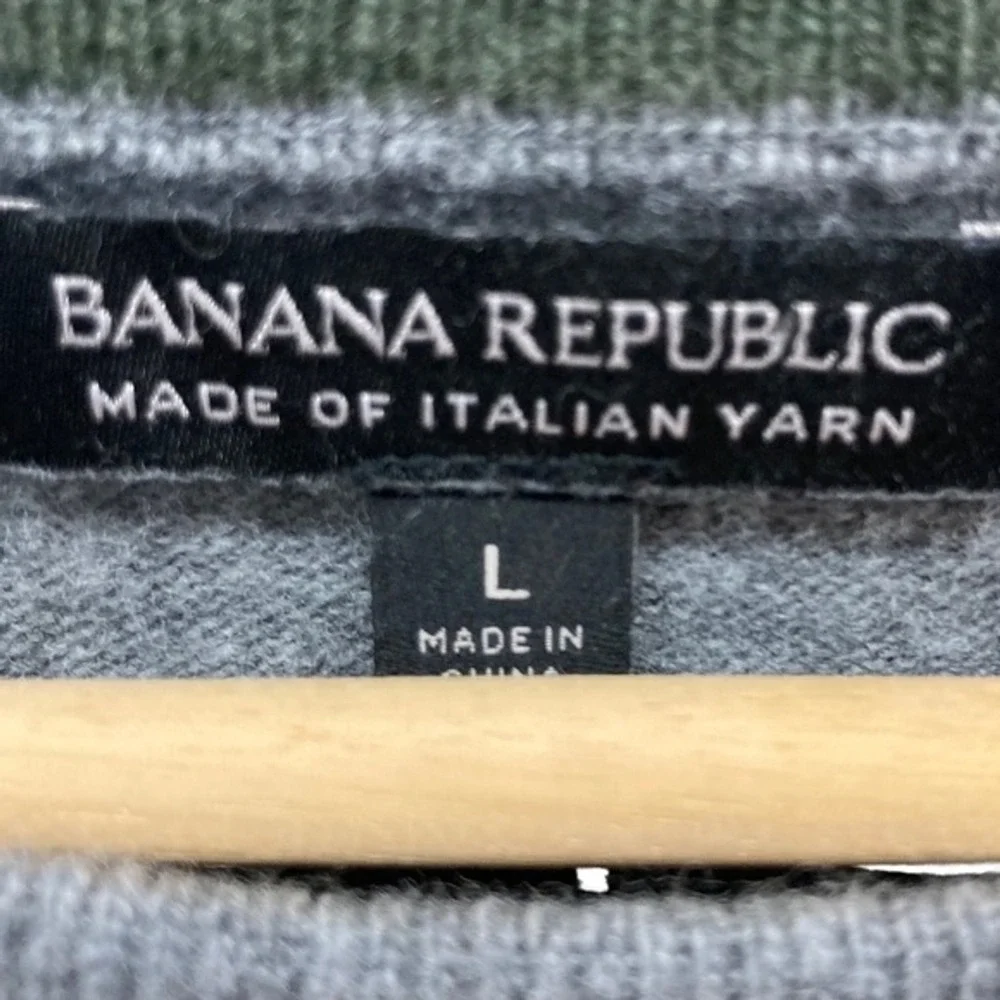 Banana Republic Sweater Grey and Green Argile Merino Wool Blend Crew Neck Size L